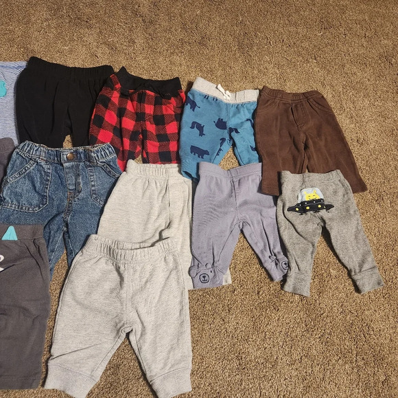 17 Pairs of Baby Boy's 3 Months Pants - Picture 10 of 16